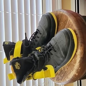 Hightop Nike Sneakers